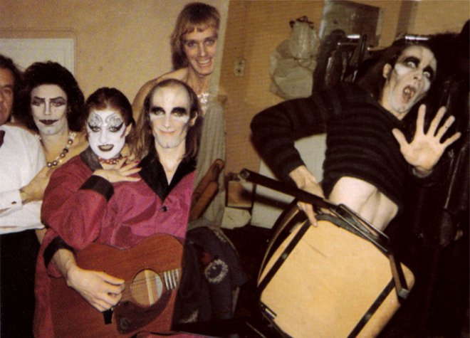 backstage73